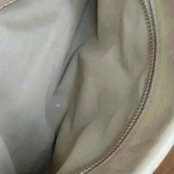 Kate Spade Gold Cream Purse‎ - Picture 9 of 12